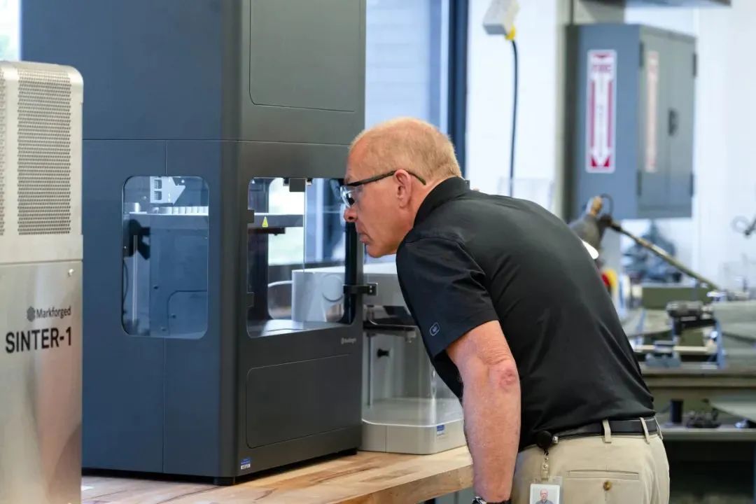 【新品发布】Markforged 推出新一代H13和D2工具钢，支持未来全新打印模式